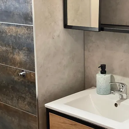 Aviendo * ヴロツワフ